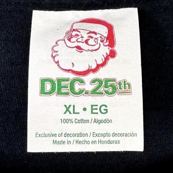 Dec 25th Christmas Sloth Wearing Holiday Vest Funny Black T-Shirt Men's Size XL - Picture 2 of 10